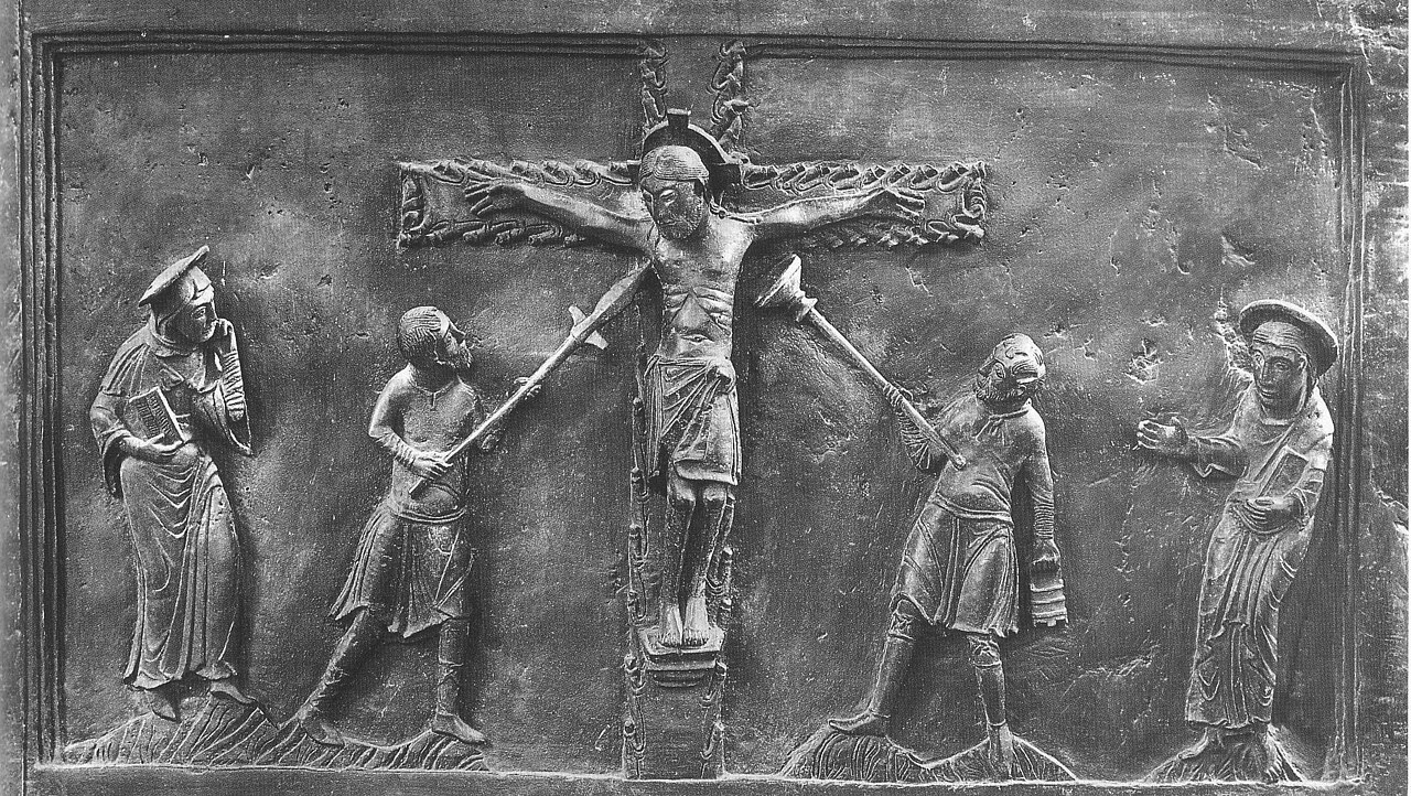 Die Kreuzigungsszene auf der Bernwardstür am Hildesheimer Dom